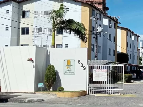 Apartamento no Condomínio Padre Luiz Lemper – Bairro Farolandia