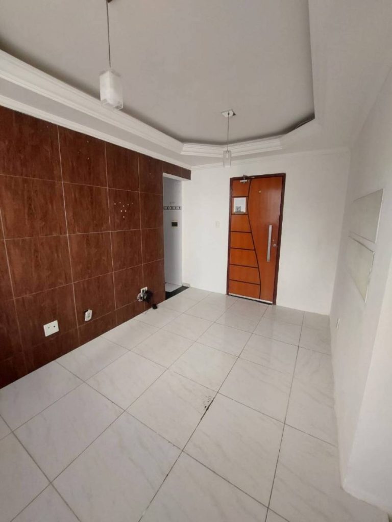 Apartamento no Condomínio Padre Luiz Lemper – Bairro Farolandia