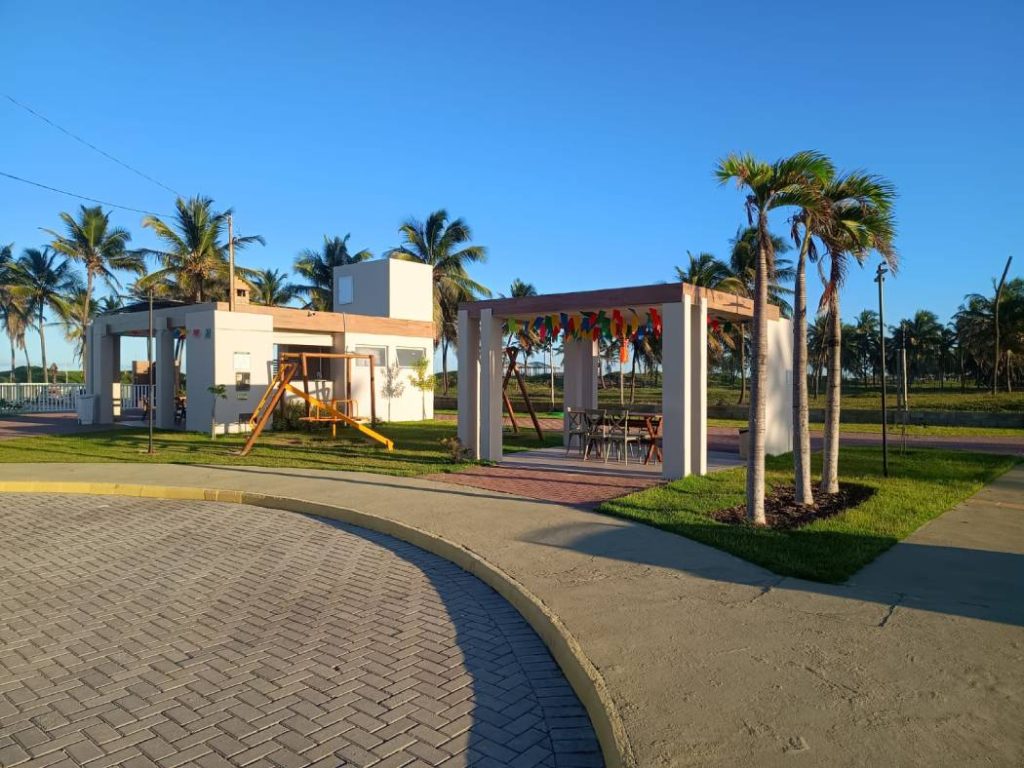Casa a vanda na Barra dos Coqueiros – Condomínio Sol e Praia Casa a vanda na Barra dos Coqueiros – Condomínio Sol e Praia
