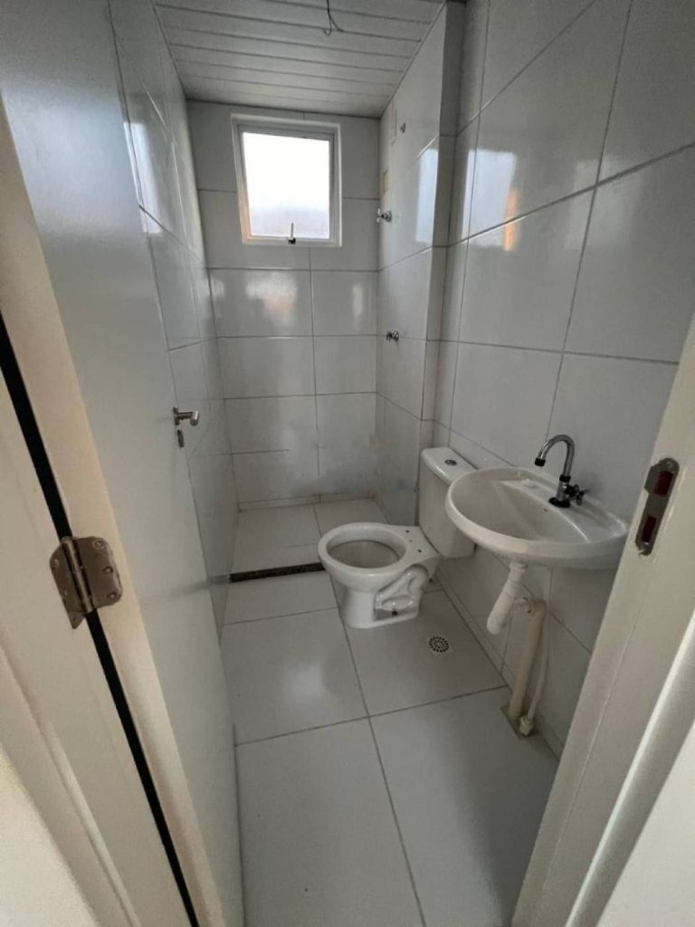 Apartamento a venda na Barra dos Coqueiros- Condomínio Rio Barra