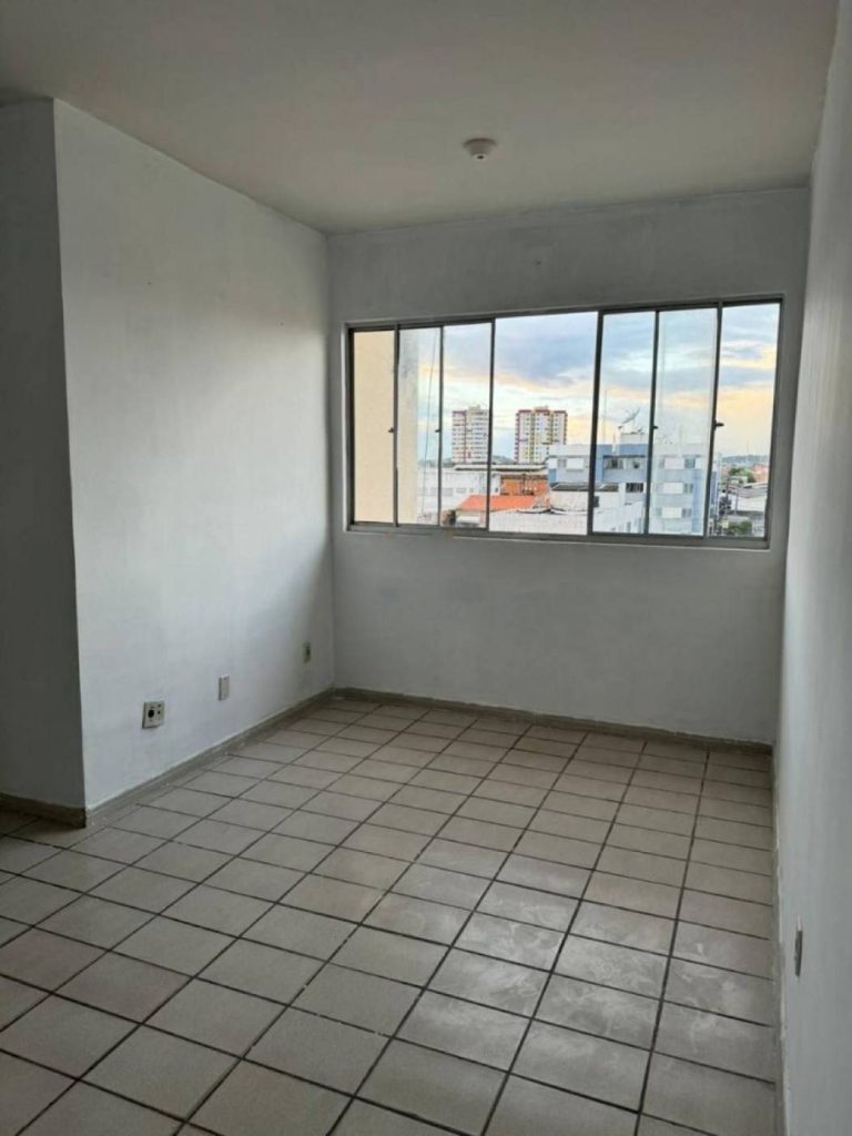 Apartamento a venda em Aracaju no Bairro Pereira Lobo